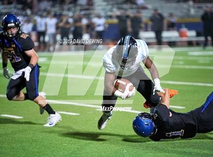 Thumbnail 1 in Buena @ Agoura photogallery.
