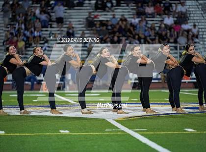 Thumbnail 1 in Buena @ Agoura photogallery.