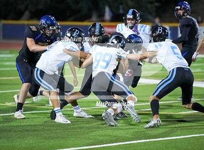 Thumbnail 1 in Buena @ Agoura photogallery.