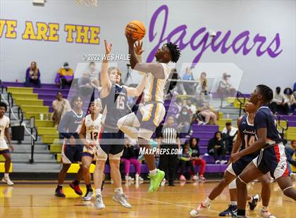 Thumbnail 3 in Lewisburg vs DeSoto Central (MHSAA 6A 2nd Round Playoff) photogallery.