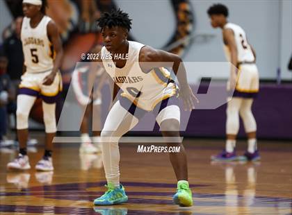 Thumbnail 3 in Lewisburg vs DeSoto Central (MHSAA 6A 2nd Round Playoff) photogallery.