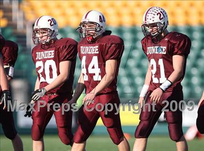 Thumbnail 3 in Avon vs. Dundee (Section 5 Class D/DD State Qualifier) photogallery.
