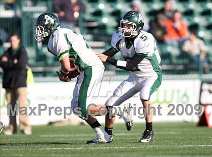 Thumbnail 2 in Avon vs. Dundee (Section 5 Class D/DD State Qualifier) photogallery.