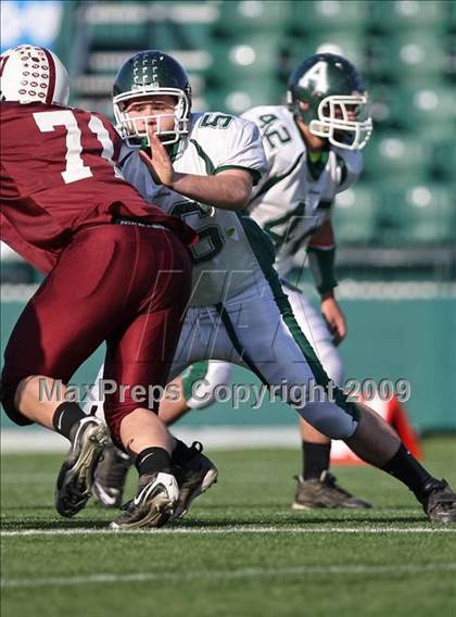Thumbnail 1 in Avon vs. Dundee (Section 5 Class D/DD State Qualifier) photogallery.