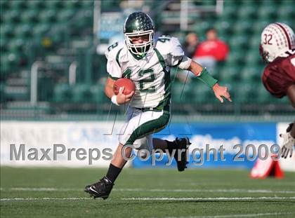 Thumbnail 2 in Avon vs. Dundee (Section 5 Class D/DD State Qualifier) photogallery.