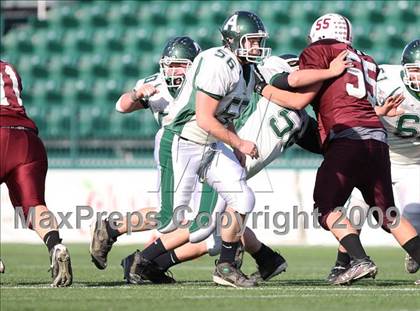 Thumbnail 2 in Avon vs. Dundee (Section 5 Class D/DD State Qualifier) photogallery.
