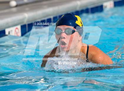 Thumbnail 3 in Maverick Relays Quint Meet photogallery.