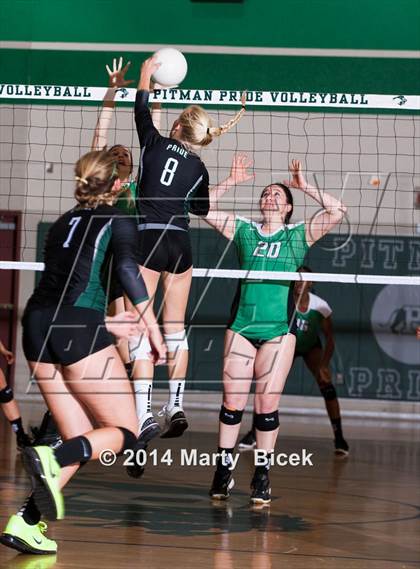 Thumbnail 3 in Pitman vs. St. Mary's (CIF SJS Playoff) photogallery.