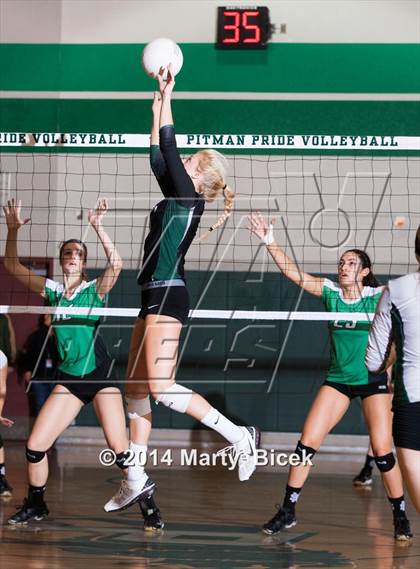 Thumbnail 3 in Pitman vs. St. Mary's (CIF SJS Playoff) photogallery.