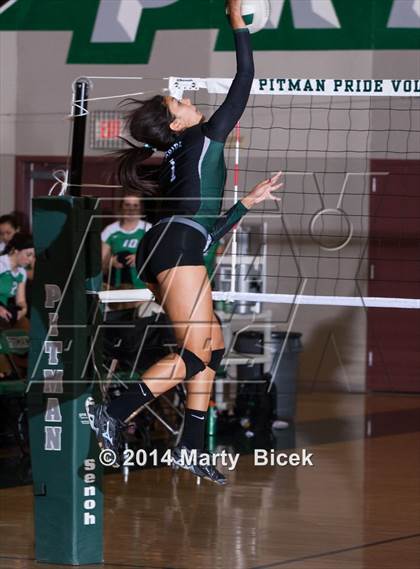 Thumbnail 3 in Pitman vs. St. Mary's (CIF SJS Playoff) photogallery.