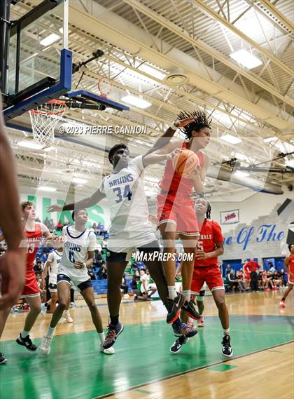 Thumbnail 1 in Gainesville vs Forest Park (VHSL Class 6 Region B Quarterfinal) photogallery.