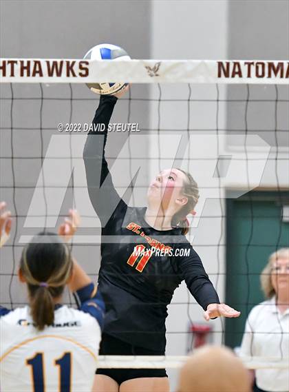 Thumbnail 3 in St. Francis vs. Oak Ridge (CIF SJS D1 Final) photogallery.