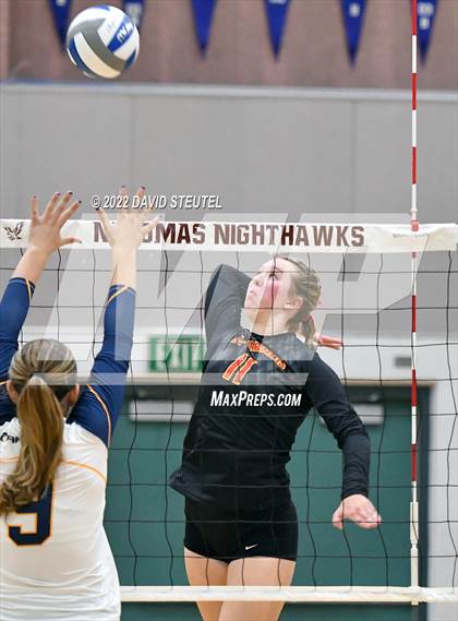 Thumbnail 3 in St. Francis vs. Oak Ridge (CIF SJS D1 Final) photogallery.