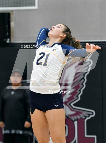 Thumbnail 3 in St. Francis vs. Oak Ridge (CIF SJS D1 Final) photogallery.