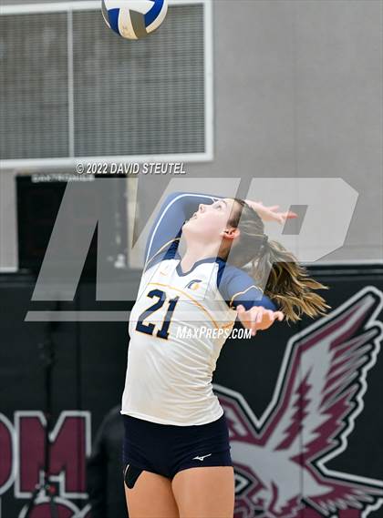 Thumbnail 3 in St. Francis vs. Oak Ridge (CIF SJS D1 Final) photogallery.