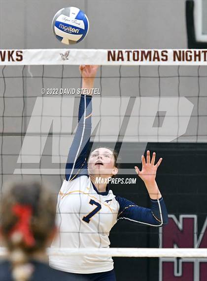 Thumbnail 3 in St. Francis vs. Oak Ridge (CIF SJS D1 Final) photogallery.