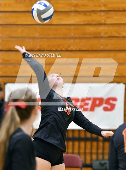 Thumbnail 1 in St. Francis vs. Oak Ridge (CIF SJS D1 Final) photogallery.