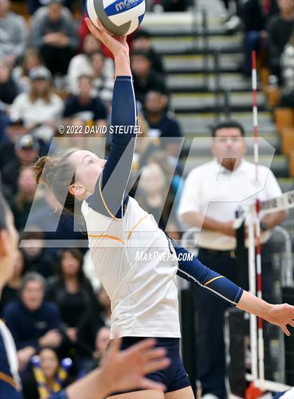 Thumbnail 3 in St. Francis vs. Oak Ridge (CIF SJS D1 Final) photogallery.