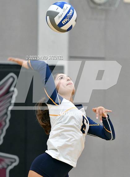 Thumbnail 1 in St. Francis vs. Oak Ridge (CIF SJS D1 Final) photogallery.
