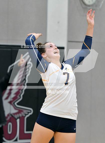 Thumbnail 1 in St. Francis vs. Oak Ridge (CIF SJS D1 Final) photogallery.