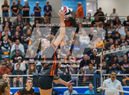 Thumbnail 3 in Aledo vs. Highland Park  (UIL 5A Division 1 Semifinal) photogallery.