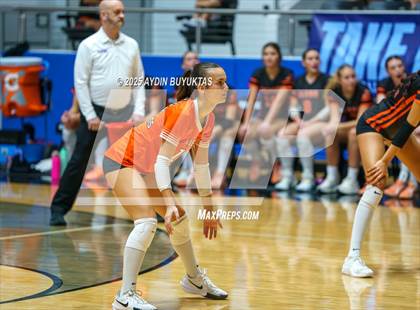 Thumbnail 1 in Aledo vs. Highland Park  (UIL 5A Division 1 Semifinal) photogallery.