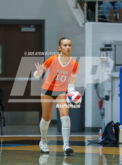 Thumbnail 1 in Aledo vs. Highland Park  (UIL 5A Division 1 Semifinal) photogallery.