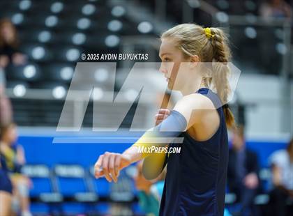 Thumbnail 2 in Aledo vs. Highland Park  (UIL 5A Division 1 Semifinal) photogallery.