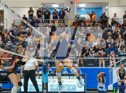 Thumbnail 3 in Aledo vs. Highland Park  (UIL 5A Division 1 Semifinal) photogallery.