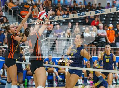 Thumbnail 1 in Aledo vs. Highland Park  (UIL 5A Division 1 Semifinal) photogallery.