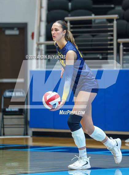 Thumbnail 3 in Aledo vs. Highland Park  (UIL 5A Division 1 Semifinal) photogallery.