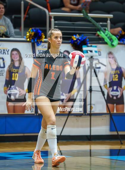 Thumbnail 3 in Aledo vs. Highland Park  (UIL 5A Division 1 Semifinal) photogallery.