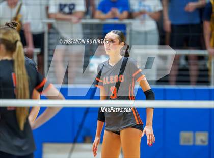 Thumbnail 2 in Aledo vs. Highland Park  (UIL 5A Division 1 Semifinal) photogallery.