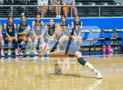 Thumbnail 2 in Aledo vs. Highland Park  (UIL 5A Division 1 Semifinal) photogallery.