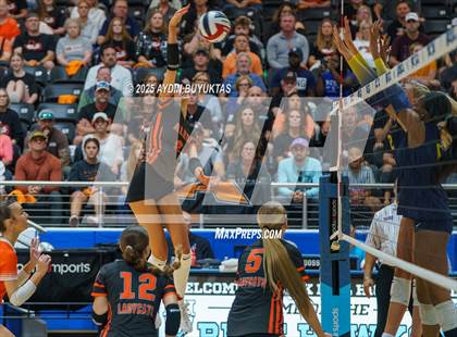 Thumbnail 1 in Aledo vs. Highland Park  (UIL 5A Division 1 Semifinal) photogallery.