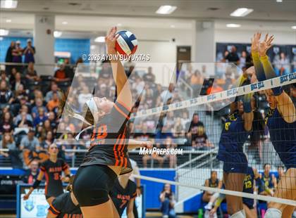 Thumbnail 1 in Aledo vs. Highland Park  (UIL 5A Division 1 Semifinal) photogallery.