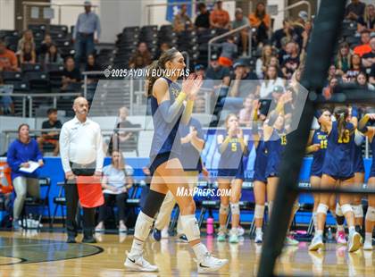 Thumbnail 3 in Aledo vs. Highland Park  (UIL 5A Division 1 Semifinal) photogallery.