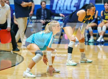 Thumbnail 2 in Aledo vs. Highland Park  (UIL 5A Division 1 Semifinal) photogallery.