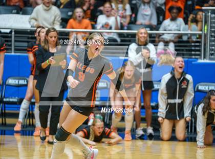 Thumbnail 2 in Aledo vs. Highland Park  (UIL 5A Division 1 Semifinal) photogallery.