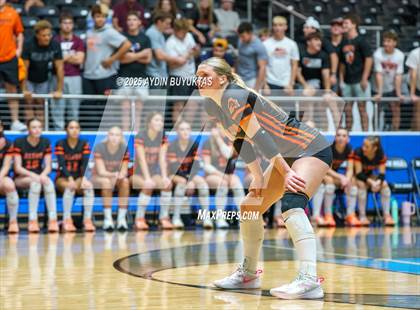 Thumbnail 3 in Aledo vs. Highland Park  (UIL 5A Division 1 Semifinal) photogallery.