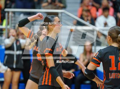 Thumbnail 3 in Aledo vs. Highland Park  (UIL 5A Division 1 Semifinal) photogallery.