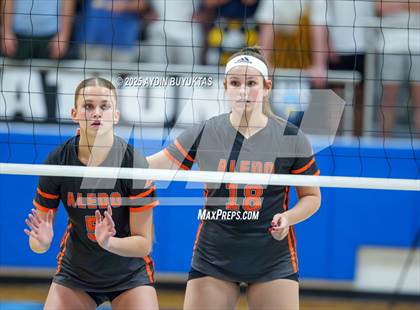 Thumbnail 3 in Aledo vs. Highland Park  (UIL 5A Division 1 Semifinal) photogallery.