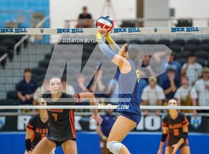 Thumbnail 2 in Aledo vs. Highland Park  (UIL 5A Division 1 Semifinal) photogallery.