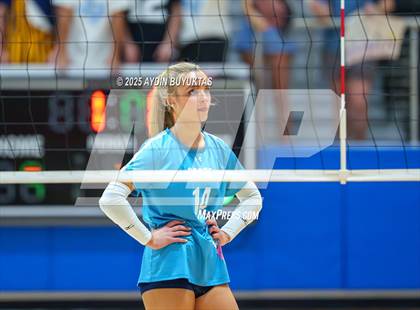 Thumbnail 3 in Aledo vs. Highland Park  (UIL 5A Division 1 Semifinal) photogallery.