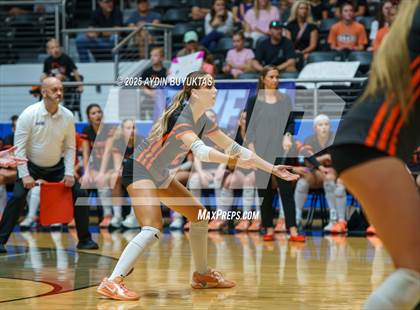 Thumbnail 3 in Aledo vs. Highland Park  (UIL 5A Division 1 Semifinal) photogallery.