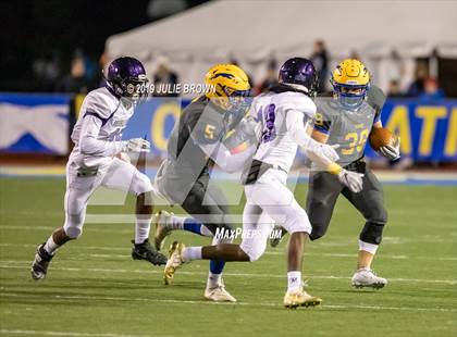 Thumbnail 3 in Merrillville vs Carmel (IHSAA 6A Semifinal Playoff) photogallery.