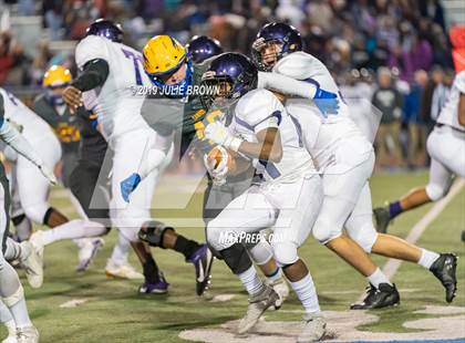 Thumbnail 1 in Merrillville vs Carmel (IHSAA 6A Semifinal Playoff) photogallery.