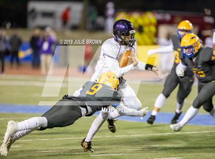 Thumbnail 3 in Merrillville vs Carmel (IHSAA 6A Semifinal Playoff) photogallery.