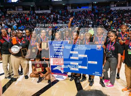 Thumbnail 3 in North Pitt vs East Burke (NCHSAA 2A Final Awards) photogallery.