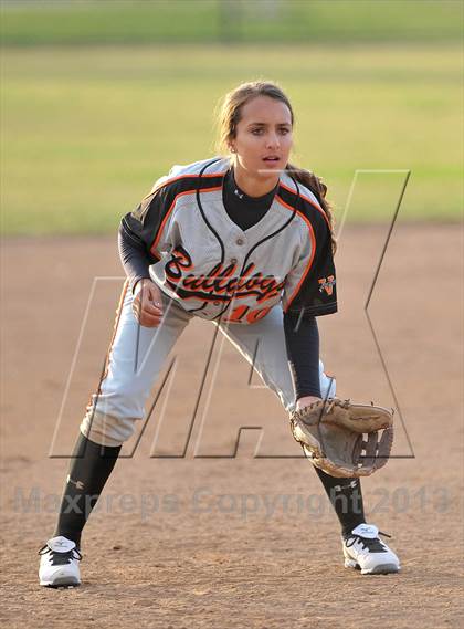 Thumbnail 3 in Vacaville vs. Douglas (Victory Pre-Season T.O.C.) photogallery.